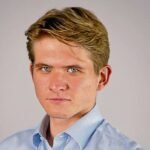 Max Mannhart Lebenslauf: Karriere, Apollo News und journalistischer Werdegang
